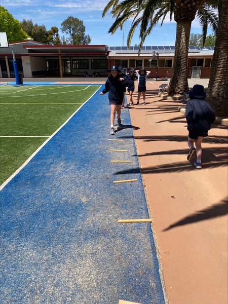 3/4 pe 2